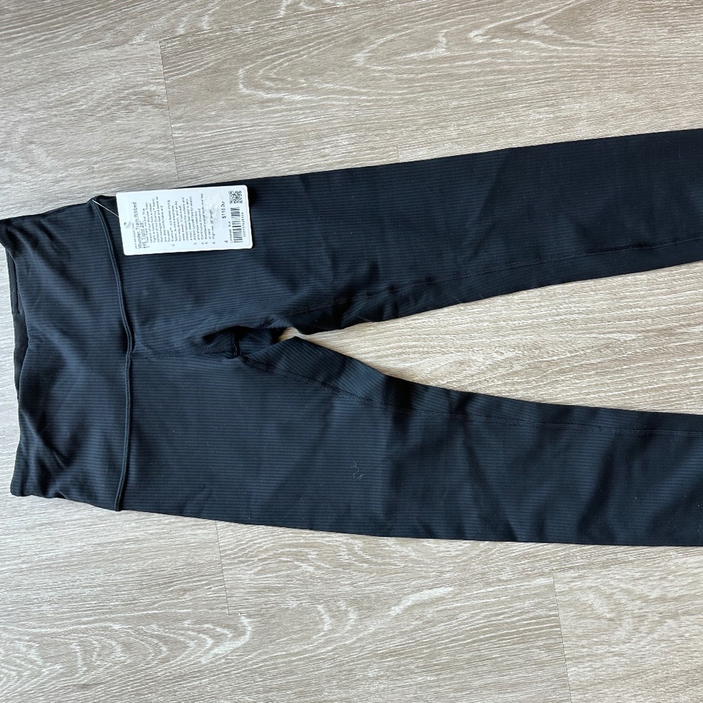 Wonder Under (Size 4) Leggings (New with Tags!)